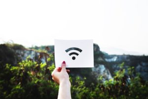 How to Prioritize Wi-Fi Networks on Windows, macOS, iOS and Android