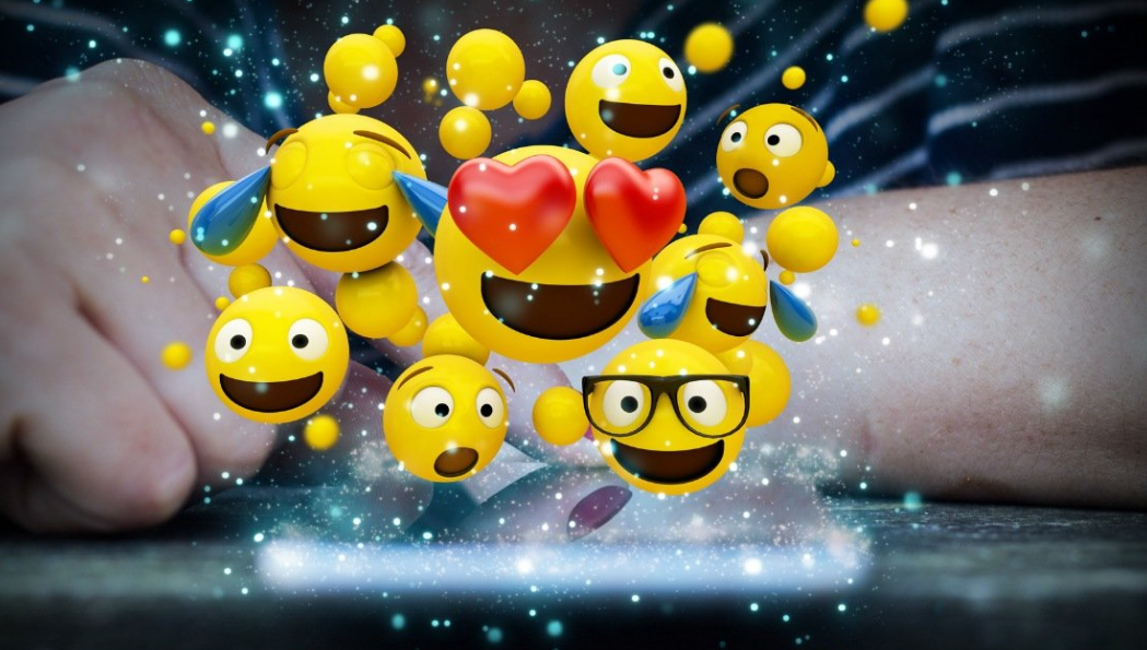 Android emoji apps